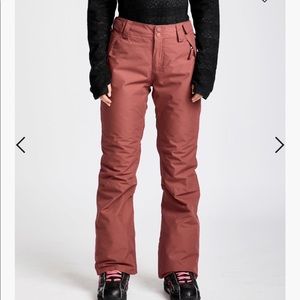 Billabong women’s snowboarding pants